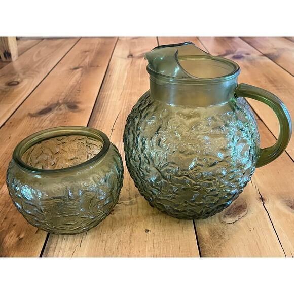 Vintage E O Brody Company green crinkle textured glass pitcher & planter bowl. - Picture 1 of 9